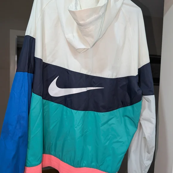 Nike Men's Multicolor Windbreaker Jacket - Picture 2 of 8